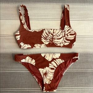 White and Burgundy Printed Roxy Bikini Set